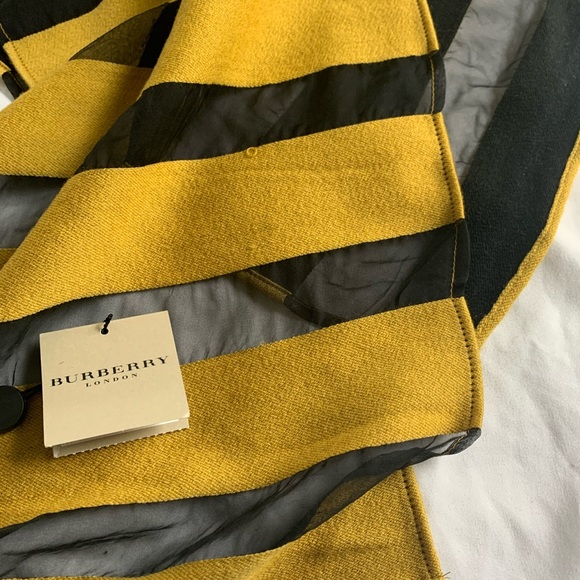 Silk and wool Burberry wrap scarf prorsum - Picture 2 of 3